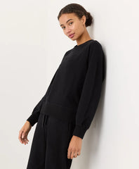 cloudknit raglan crew